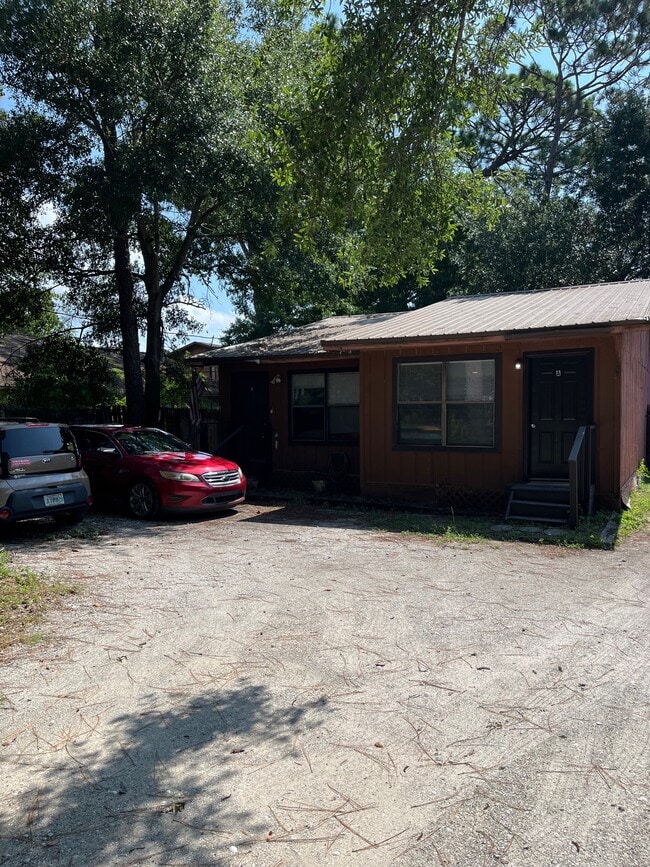 Front of unit - 38 4th St