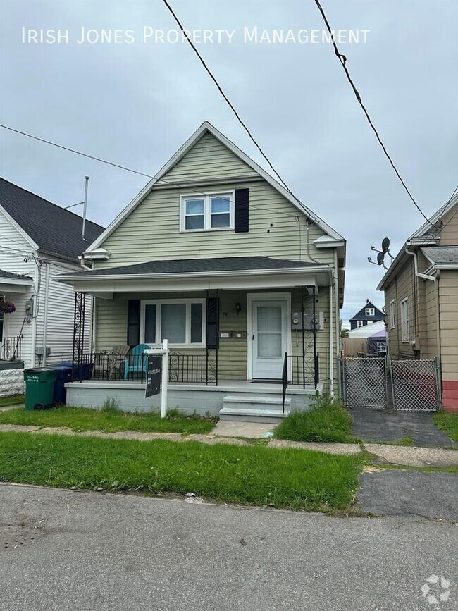 Building Photo - 78 Gorski St