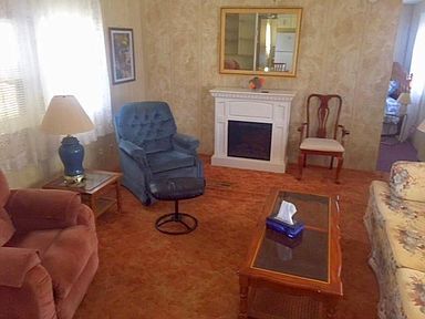 Foto del edificio - 824 Janet St