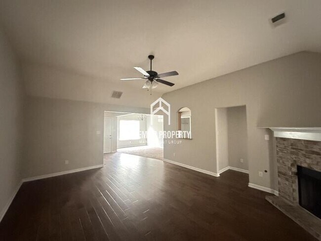 Foto del edificio - 9280 Acadia Pl