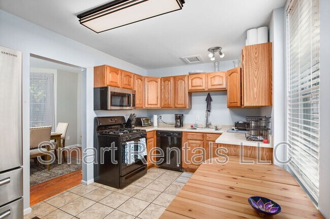 Foto del edificio - 7221 South St