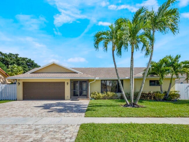 Foto del edificio - 19508 Hampton Dr