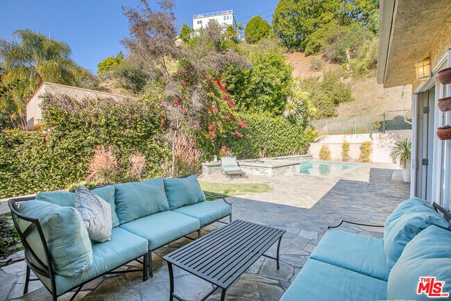 Building Photo - 1628 Benedict Canyon Drive