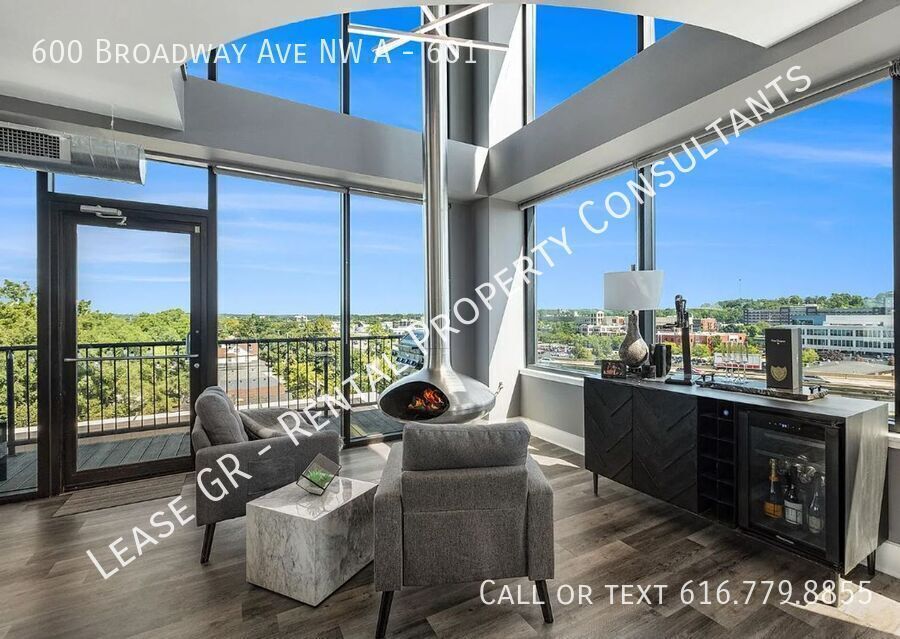 Primary Photo - Desirable Union Square Corner Penthouse!