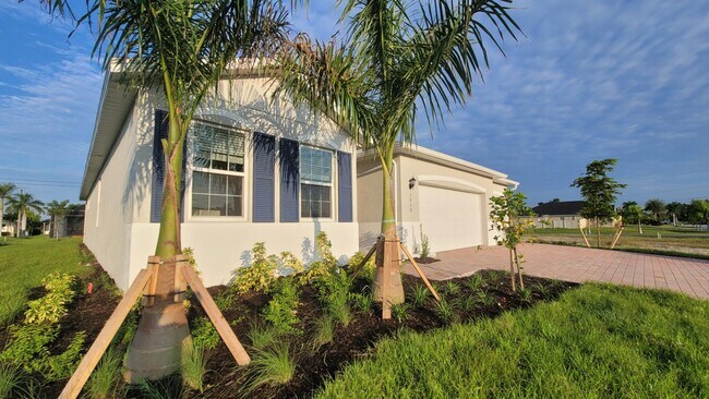 Foto del edificio - 3930 SW 16th Pl