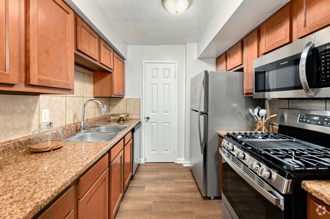 Building Photo - Legend Oaks Apartments