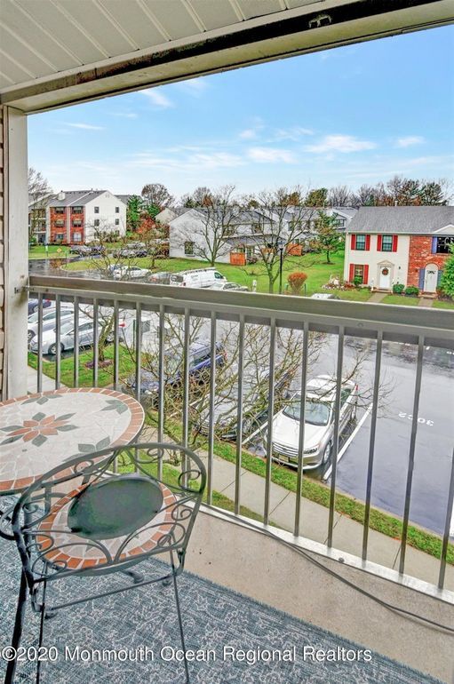 Balcony - 500 Danbury Ln