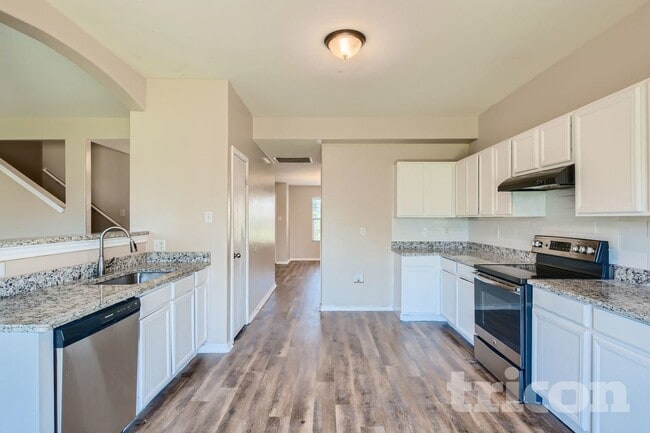 Foto del edificio - 712 Locustberry Dr