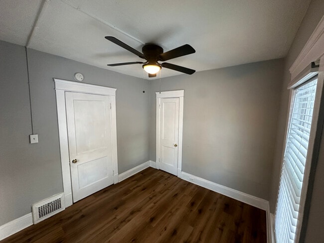 Foto del edificio - 4408 Alpha Ave