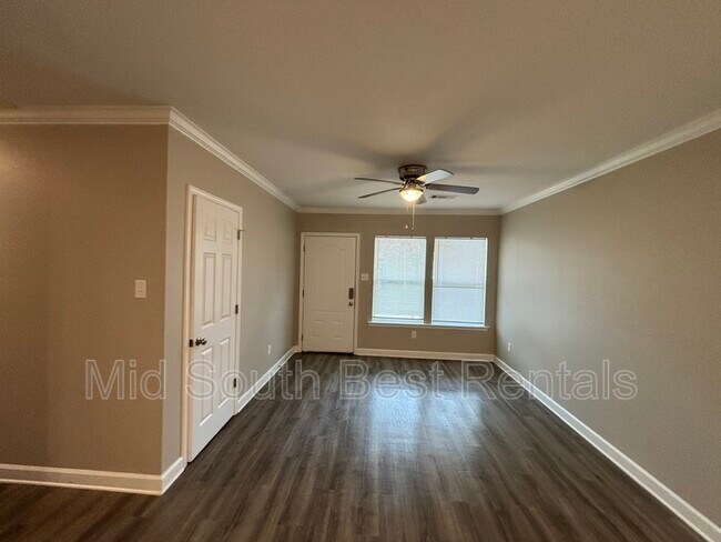 Foto del edificio - 1422 S Cedar St