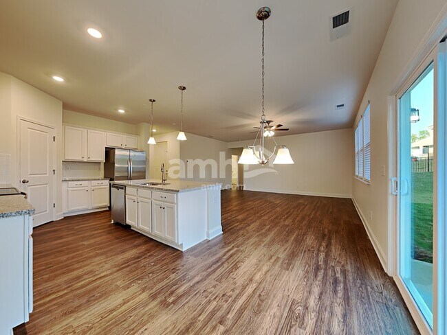 Foto del edificio - 5180 Hudson Vly Dr