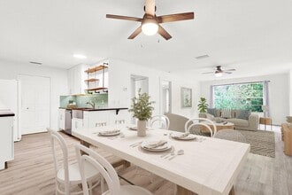 Building Photo - 8356 SE Croft Cir