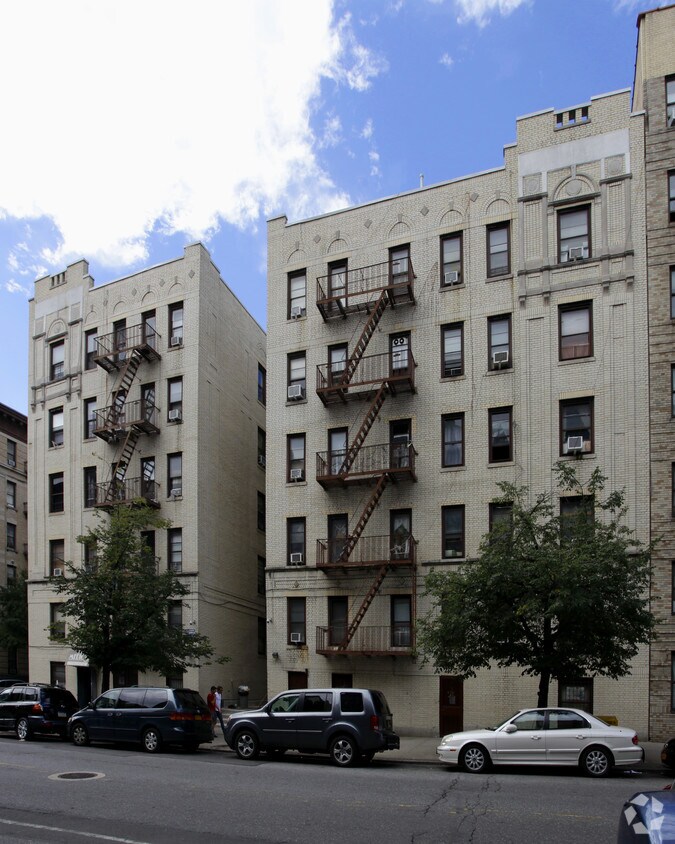 Building Photo - 271 Fort Washington Ave