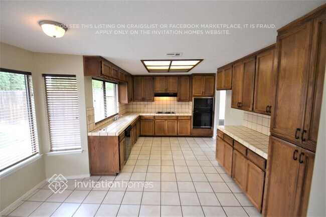Foto del edificio - 1241 Countryside Ln