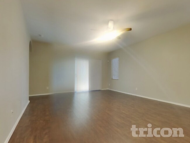 Building Photo - 1689 S 235th Dr