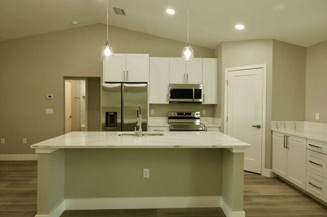 Foto del edificio - 15 Malauka Pass Way