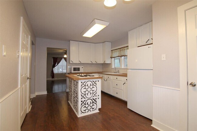 Foto del edificio - 509 Bullock St