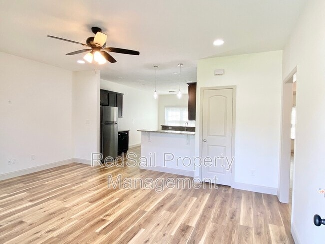 Building Photo - 5309 Rhoda Ln