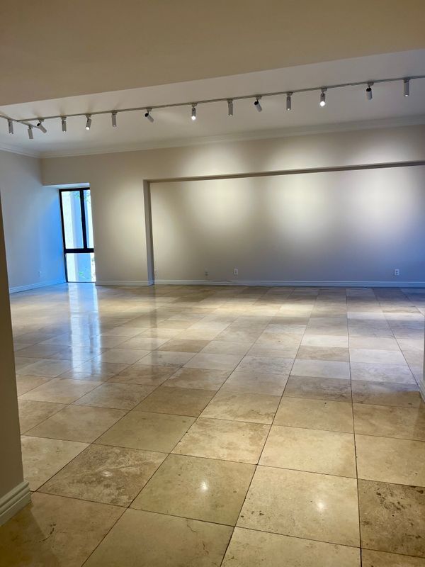 Foto del edificio - 10445 Wilshire Blvd