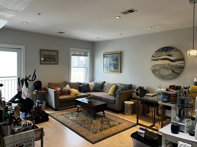 Foto del edificio - 2101 11th St NW