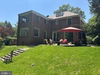 Building Photo - 3221 Coquelin Terrace