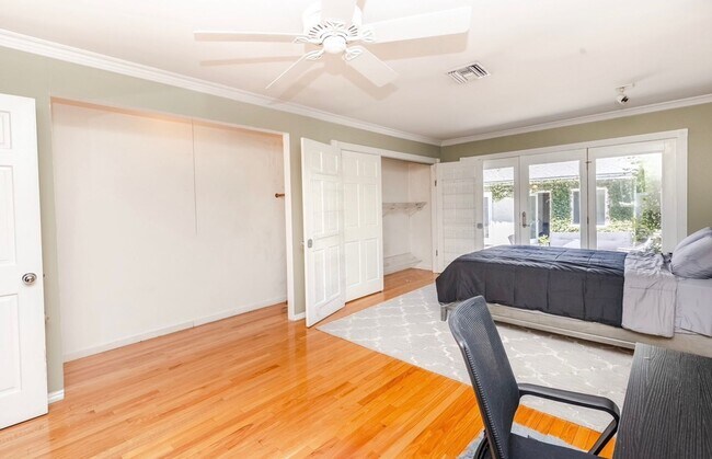 Foto del edificio - Beautiful 3 bed 2 bath unit in West Hollywood