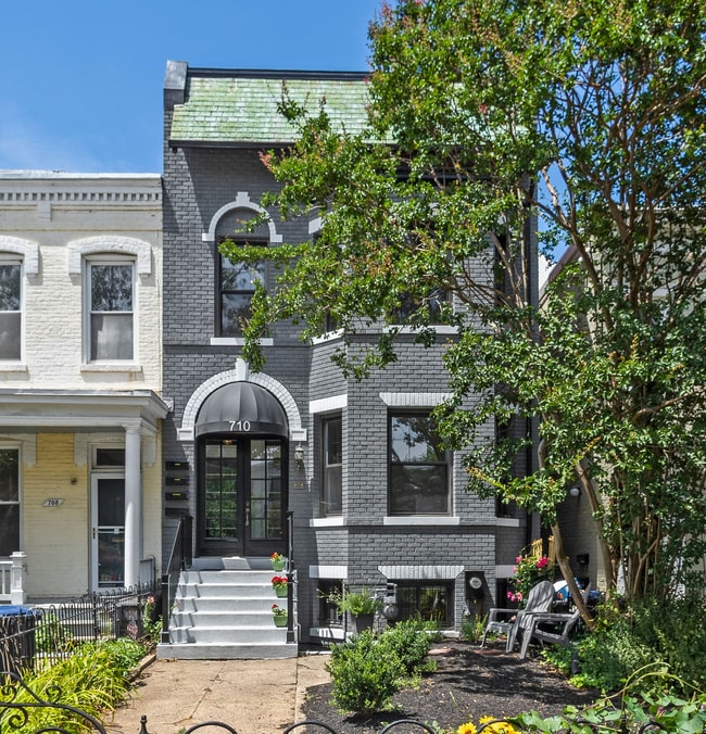 Building Photo - 710 Maryland Ave NE