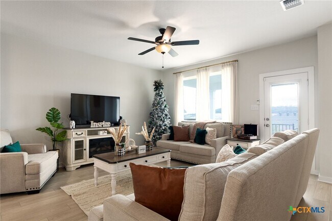 Foto del edificio - 437 Appalachian Trl