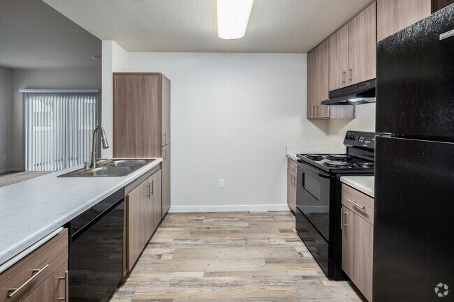 2 habitaciones, 1 baño - 889 pies cuadrados - Cocina - Arena Senior Apartments