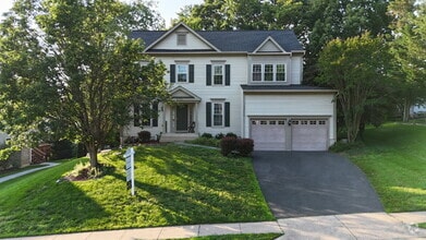 Building Photo - 6732 Rock Brook Dr