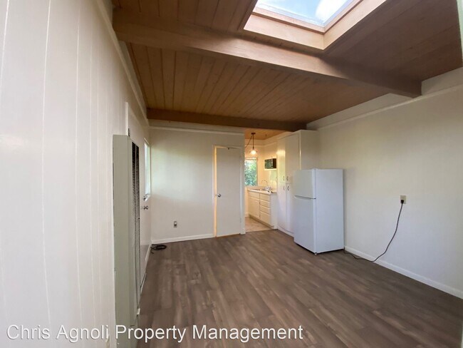Foto del edificio - 1 br, 1 bath House - 840 Mission Canyon Ro...