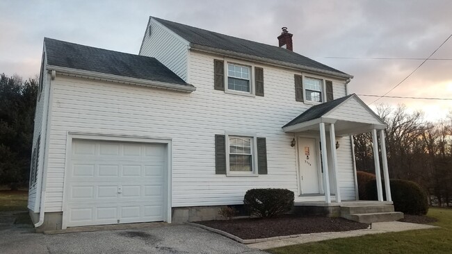 Building Photo - Single Family home in Central School District