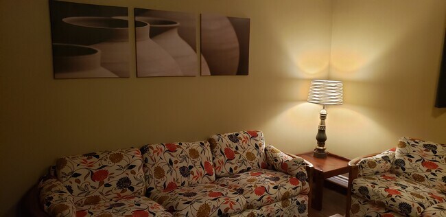 sala de estar - 2950 Athel Dr