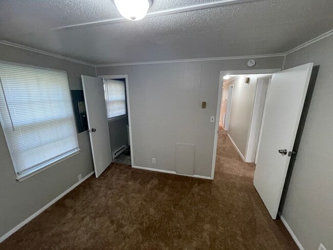 Building Photo - 3 Bedroom House in Robersonville - Complet...