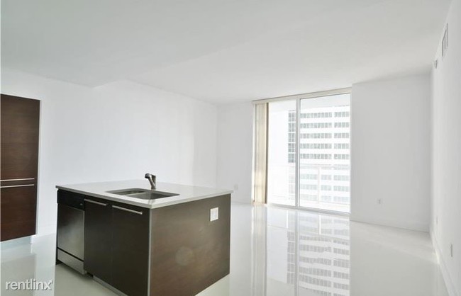 Building Photo - 1 br, 1 bath Condo - Quantum on the Bay