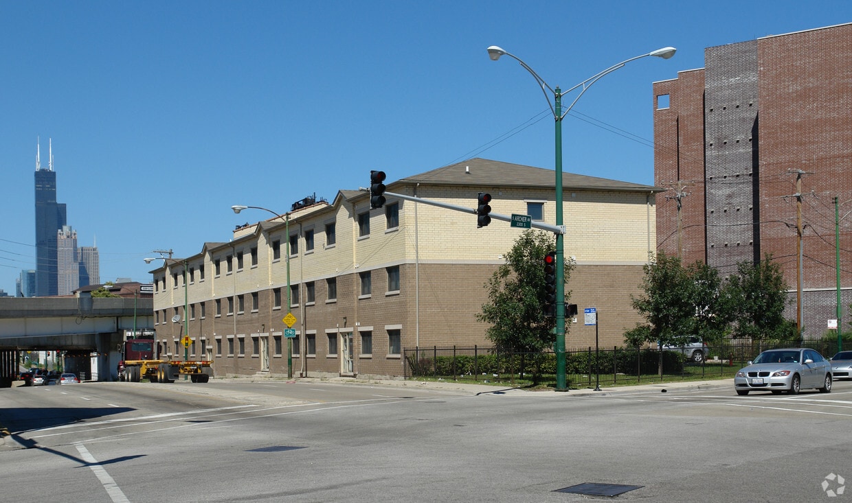 Primary Photo - 2229-2245 S Canal St