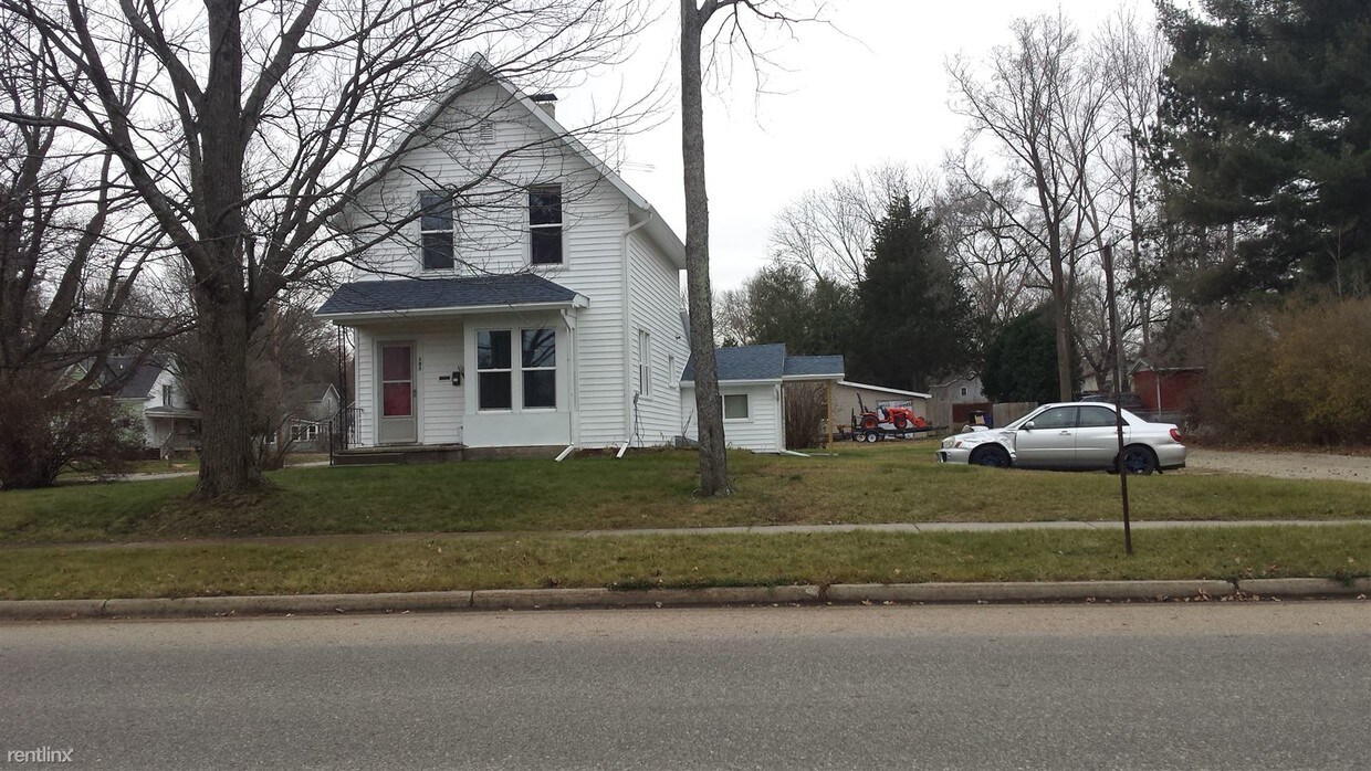 Foto principal - 1 br, 1 bath Triplex - 503 Woodward Ave A