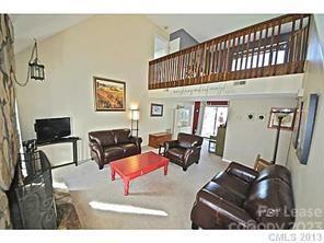Foto del edificio - 9526 Fairway Ridge Rd