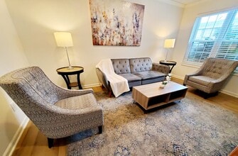 Building Photo - 2039 Rondo St