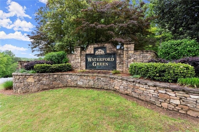 Building Photo - 1431 Waterford Green Dr