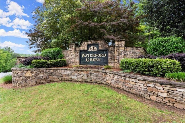 Foto del edificio - 1431 Waterford Green Dr