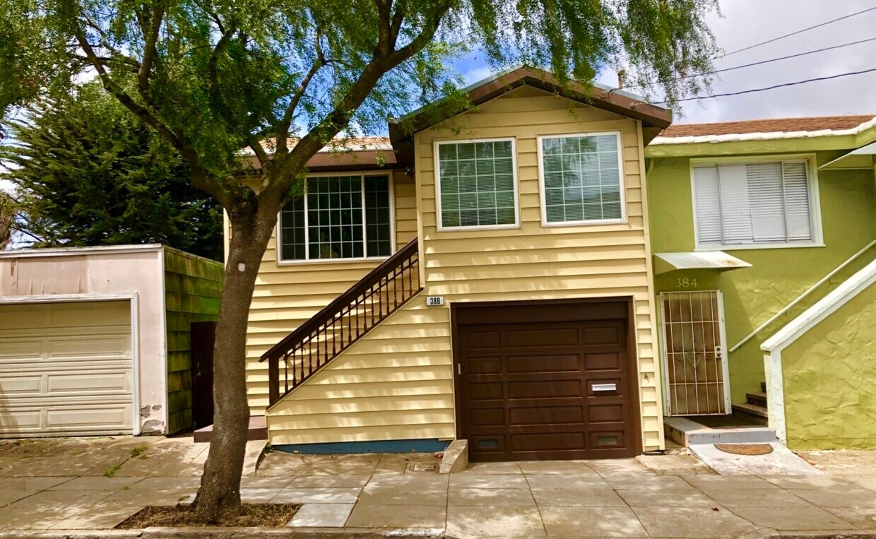 Foto principal - 388 Winchester St