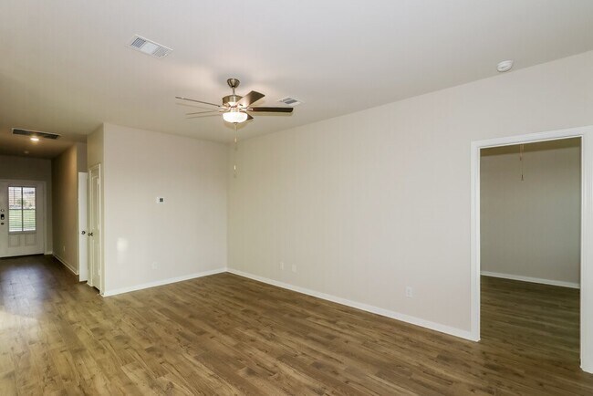 Building Photo - 7638 Tipton Meadow Way
