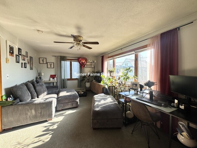 Foto del edificio - 10 Garfield Ave