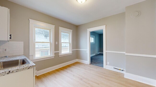 Building Photo - 3465 W 56th St