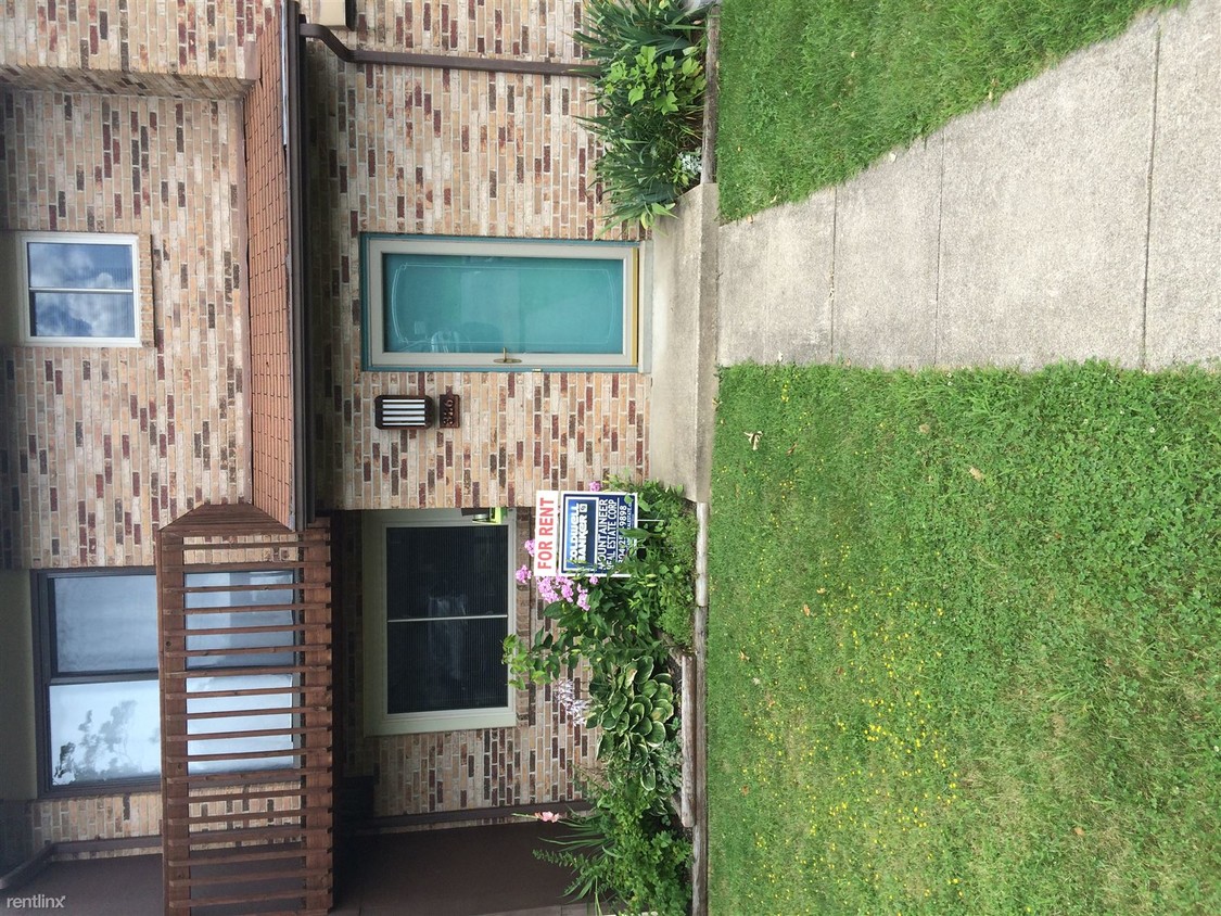 Primary Photo - 326 Ridgewood Dr