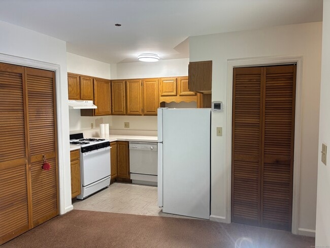 Foto del edificio - 181 Westport Ave