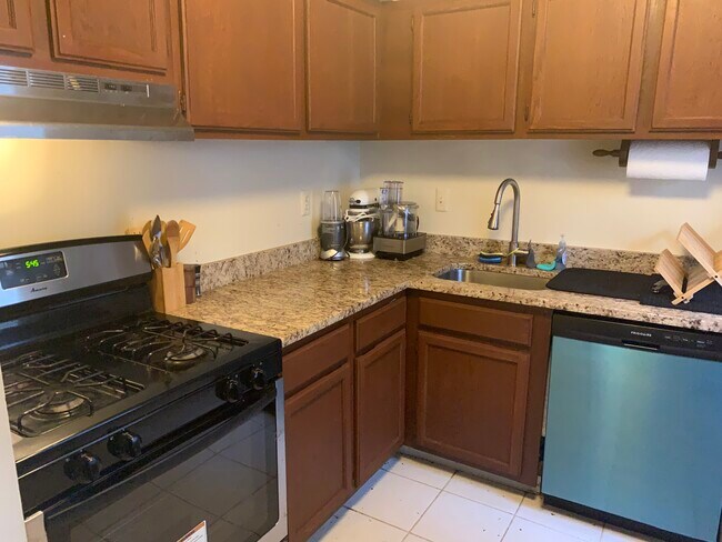 Foto del edificio - 9627 Whiteacre Rd