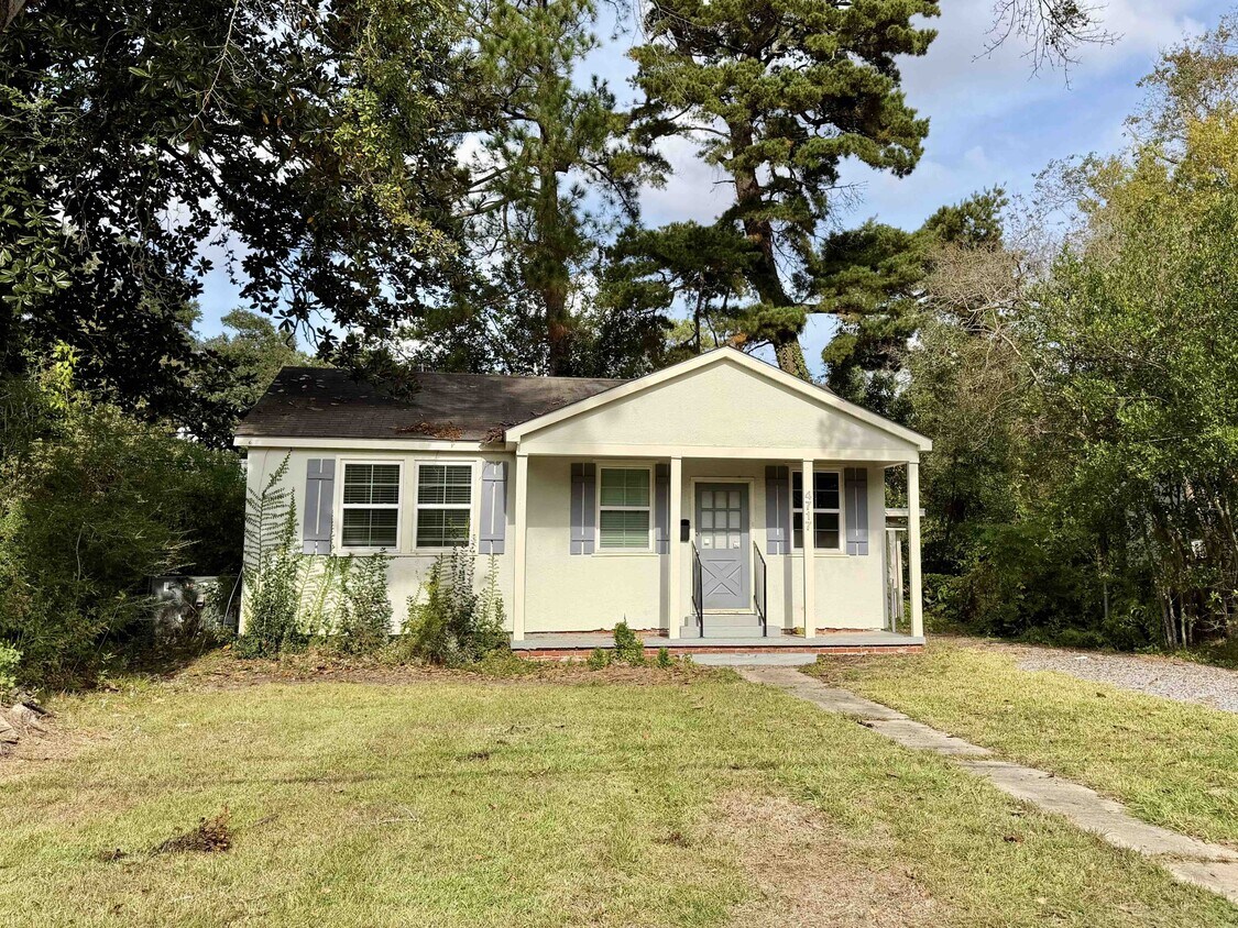 Foto principal - 4717 Orchid St