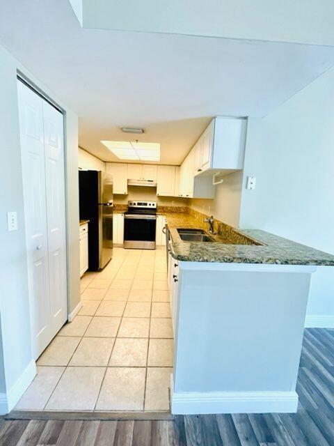 Building Photo - 1400 Crestwood Ct S